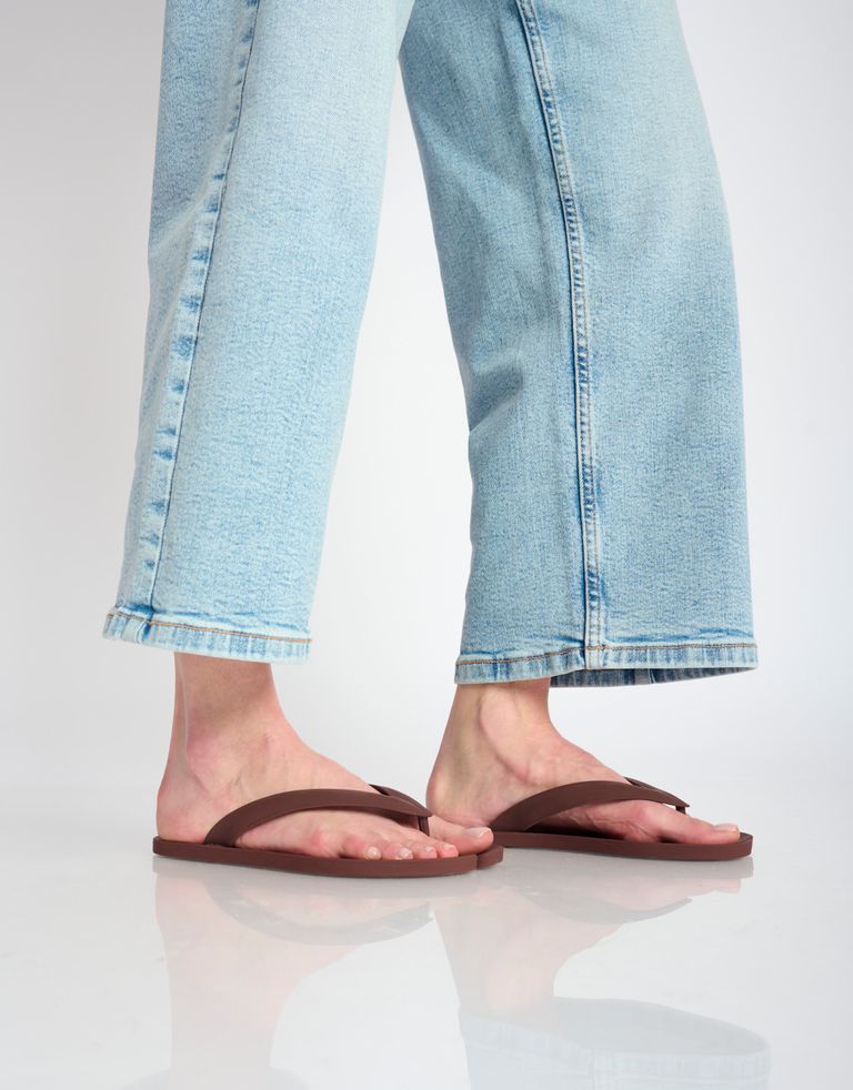 נעלי נשים - Jeffrey Campbell - כפכפי גומי ZORI - חום3