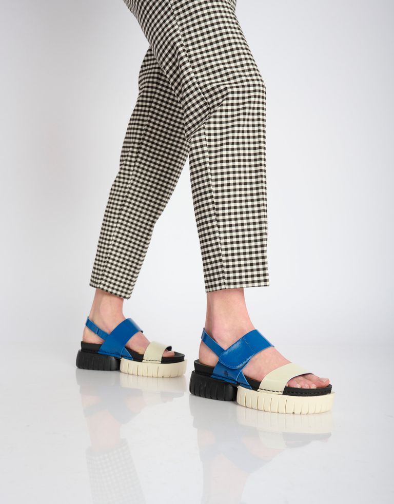 נעלי נשים - Art - סנדלים MADEIRA - כחול   לבן2