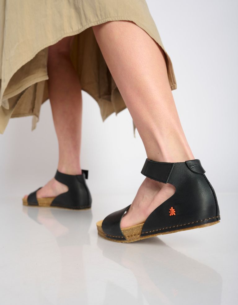 נעלי נשים - Art - סנדלי עור  CRETA - שחור1