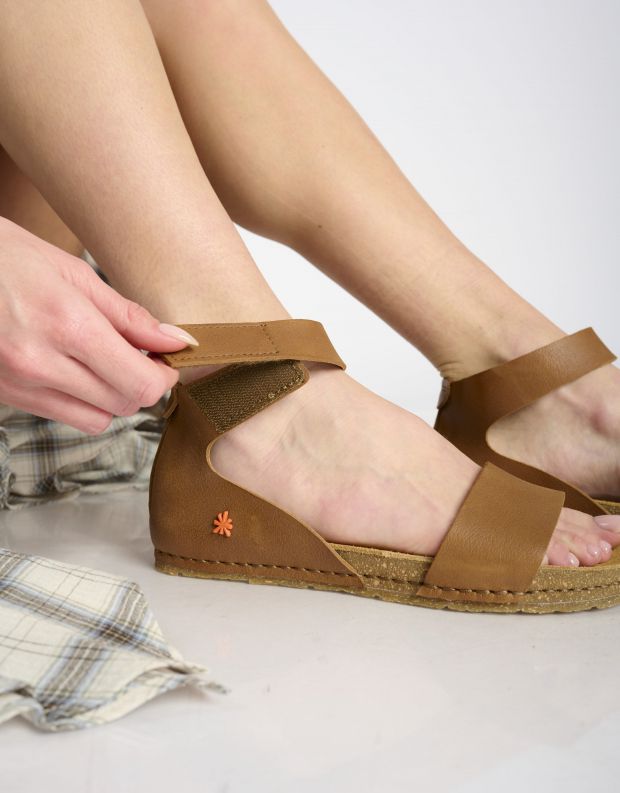 נעלי נשים - Art - סנדלי עור  CRETA - חום