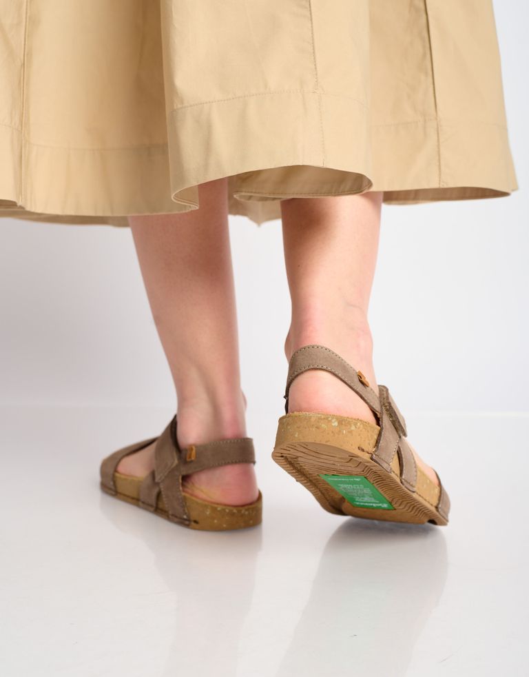 נעלי נשים - El Naturalista - סנדלי עור BALANCE - אפור חום4
