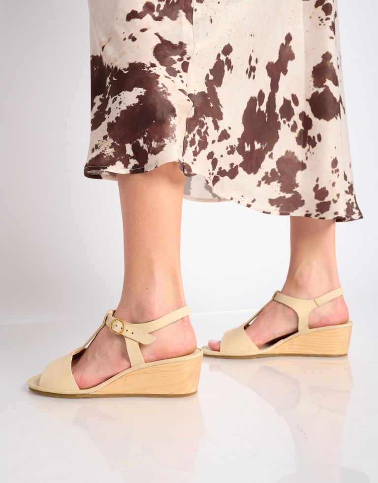 נעלי נשים - El Naturalista - סנדלי רוקי GAIA - אופוויט4