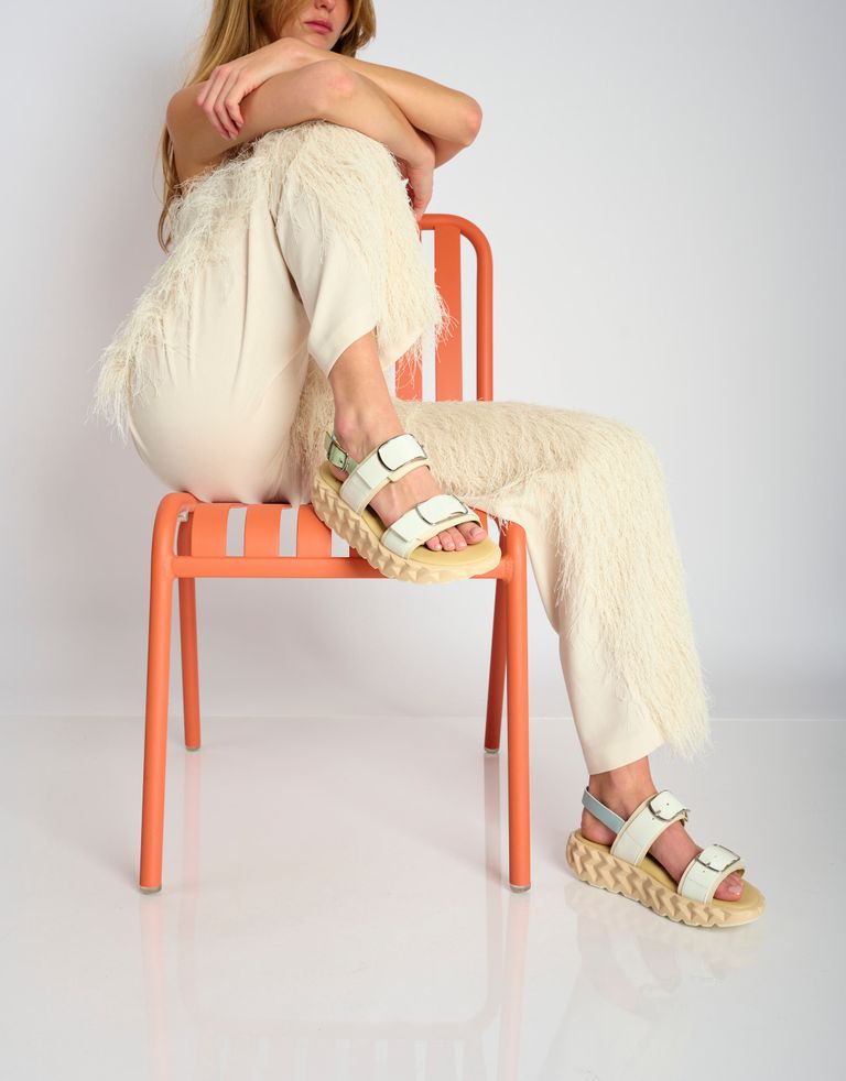 נעלי נשים - 4CCCCEES - סנדלי פלטפורמה JABARA SAN - לבן1