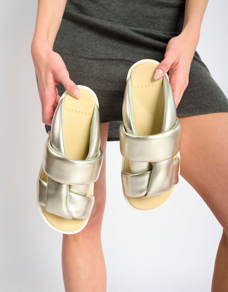 נעלי נשים - 4CCCCEES - כפכפים PLIA SEMO - פלטינה1