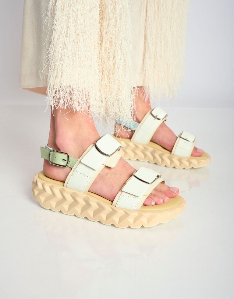 נעלי נשים - 4CCCCEES - סנדלי פלטפורמה JABARA SAN - לבן2