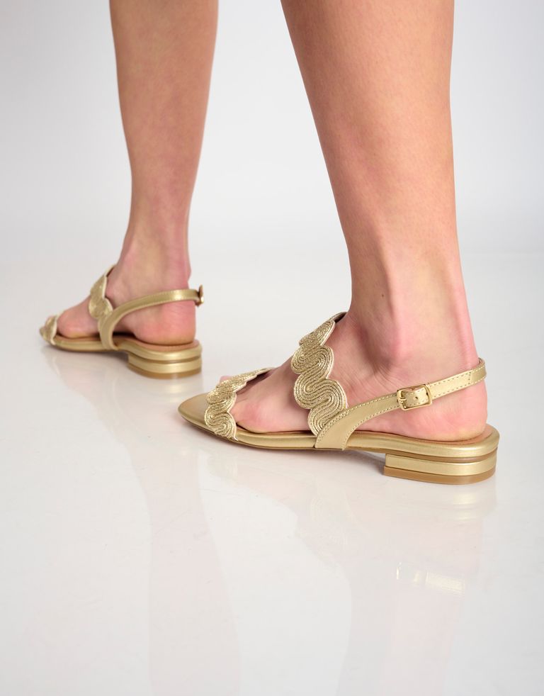 נעלי נשים - Bibi lou - סנדלים שטוחים SOLEN - זהב2
