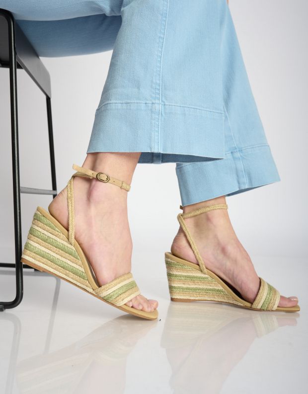 נעלי נשים - Jeffrey Campbell - סנדלי רוקי SAILBOAT - בז'   ירוק