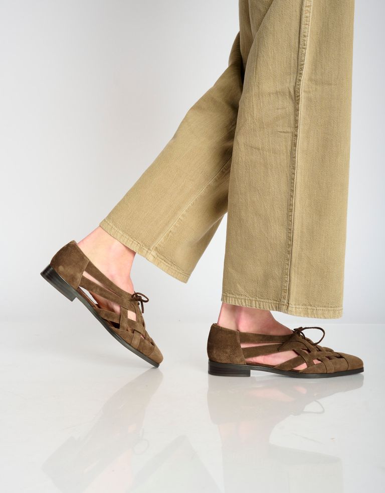 נעלי נשים - Jeffrey Campbell - נעלי זמש שטוחות UNIVERSIT - חום2