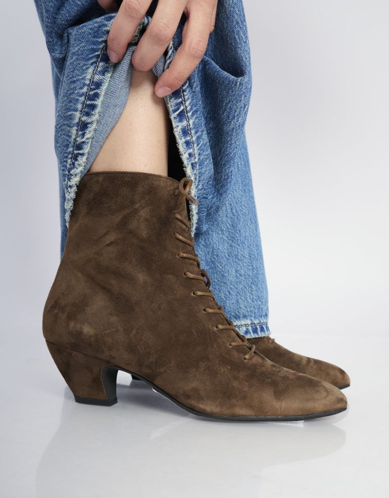 נעלי נשים - Jeffrey Campbell - מגפוני זמש VALVETEEN - חום1
