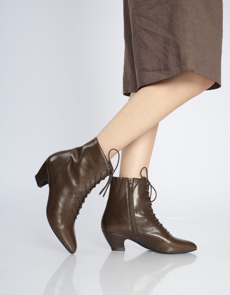 נעלי נשים - Jeffrey Campbell - מגפוני עור VALVETEEN - חום1